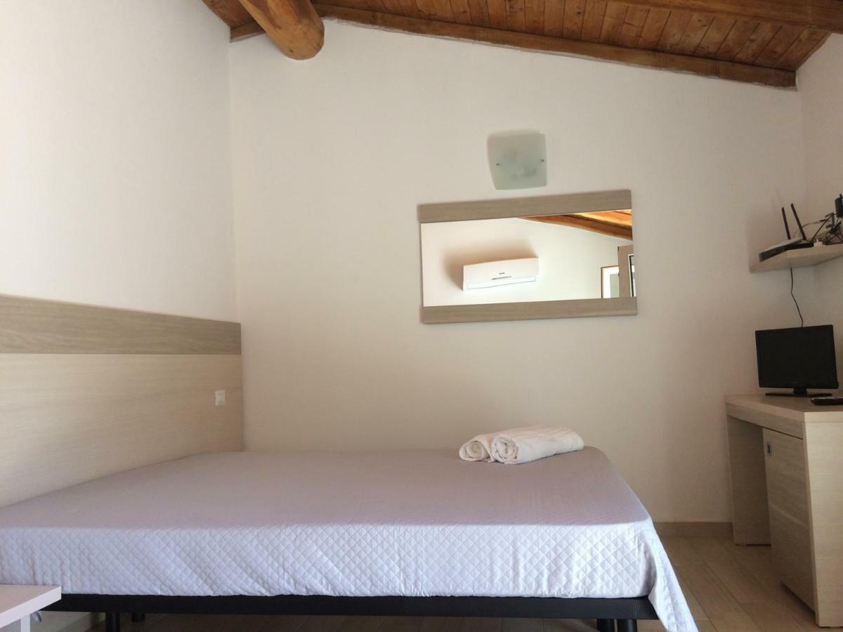 Sole&Sale Bed & Breakfast San Teodoro  Exterior photo